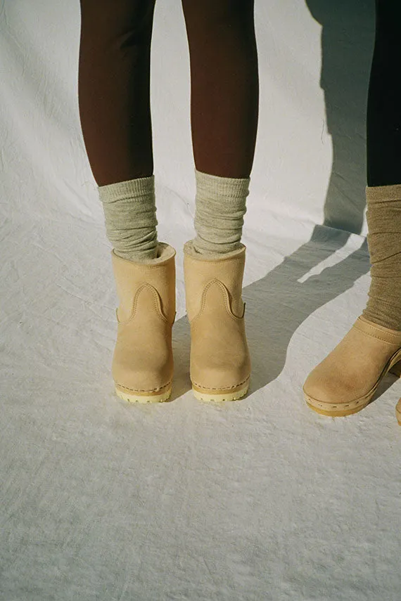 Bone 5" Shearling Boot on Tread