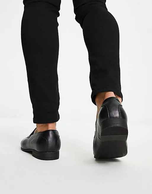 Loafers In Black Faux Leather With Tassel Detail