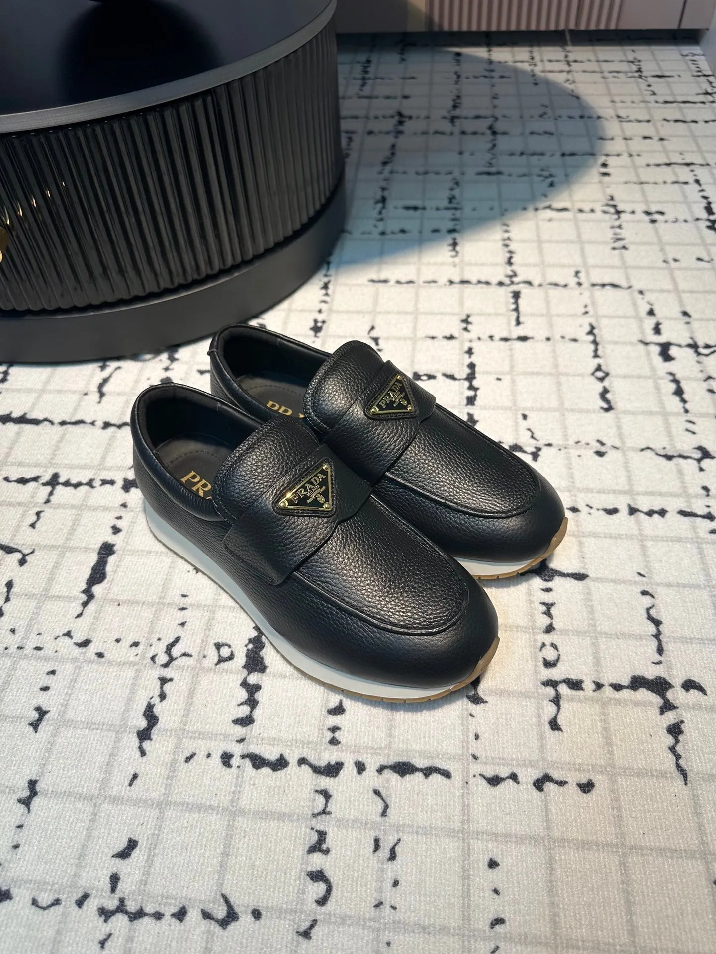 PRA SPORTY STYLE LOAFERS BLACK CALFSKIN