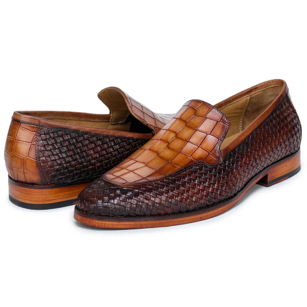 Romigi Textured Loafers