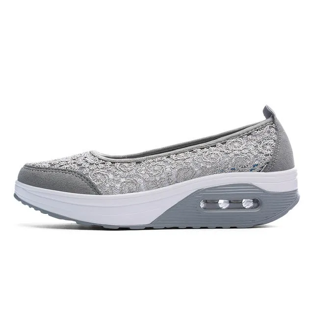 Summer Women Flat Platform Shoes Casual Air Mesh Breathable Shoes Slip On Gray Fabric